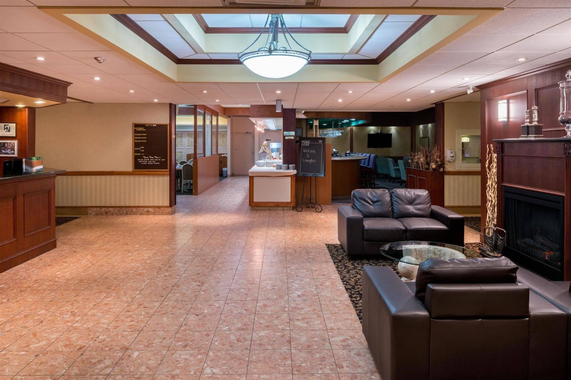 Days Inn By Wyndham Sudbury & Conference Centre Dış mekan fotoğraf